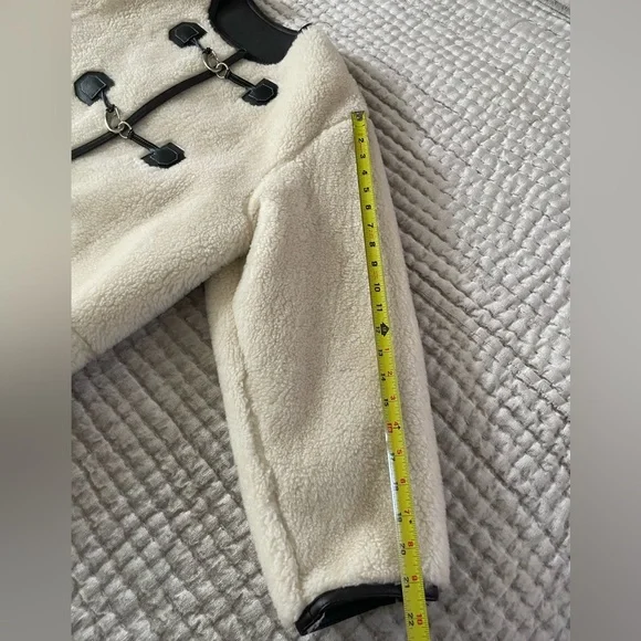 Korea by We Are Shearling Jacket Wool blend Teddy Double Sided One Size - Picture 6 of 16